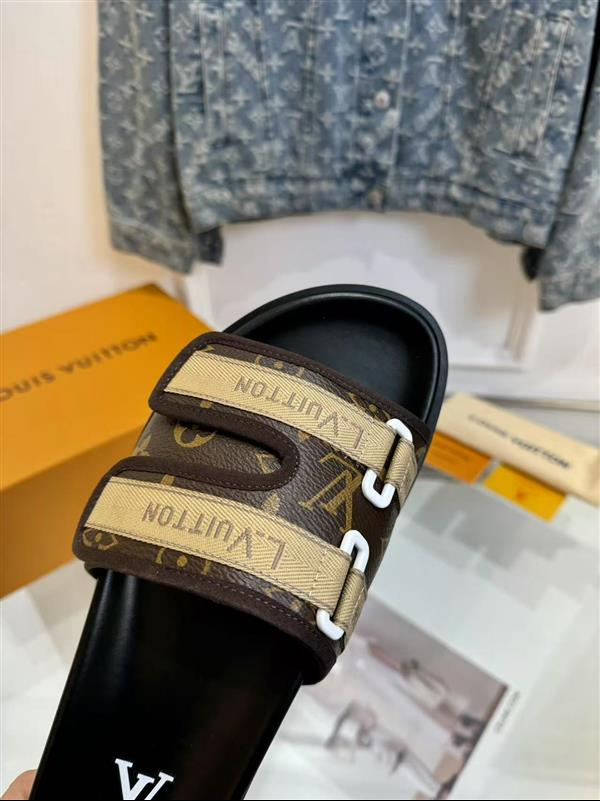 20251128184544918 210